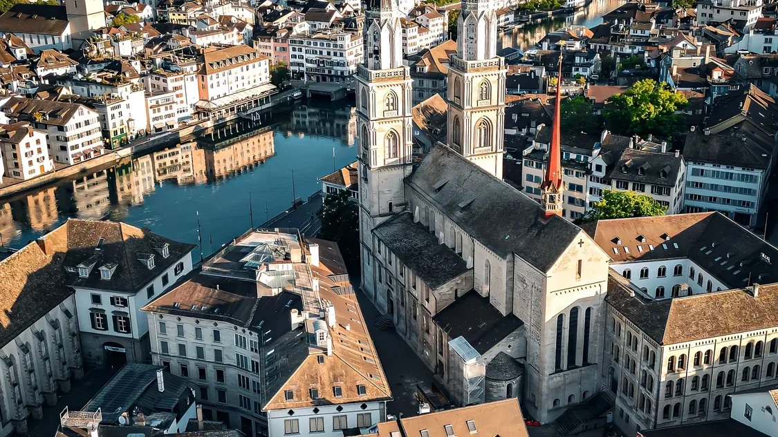 Stadtansicht von Zürich – Tiermedizinstudium in der Schweiz